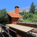 Apartments With A Parking Space Makarska - 21270