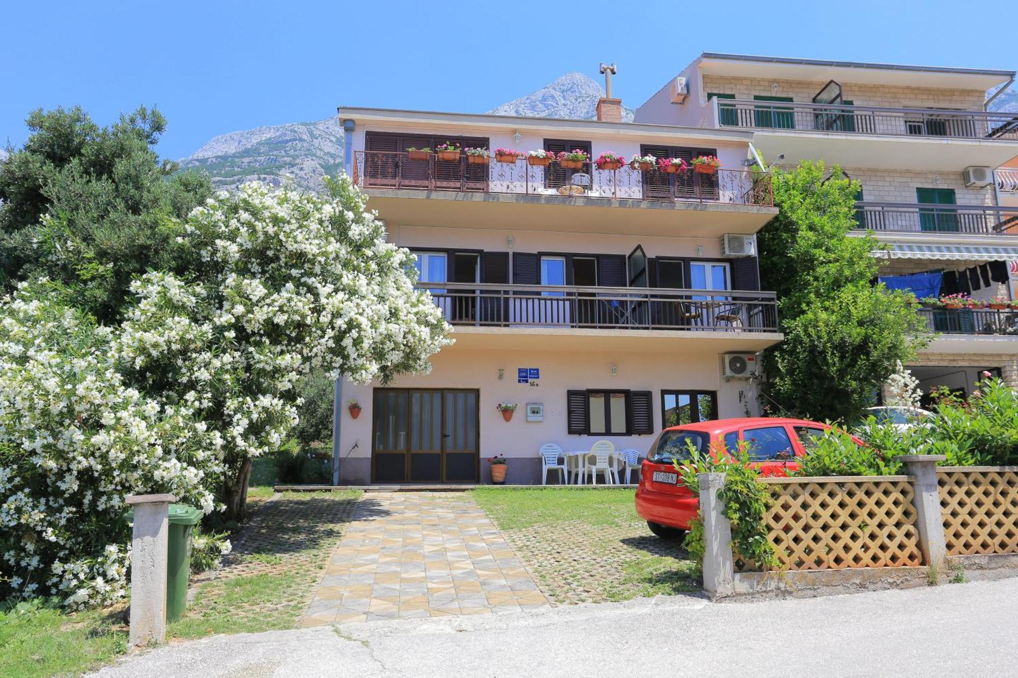 With A Parking Space - 21270 Apartment