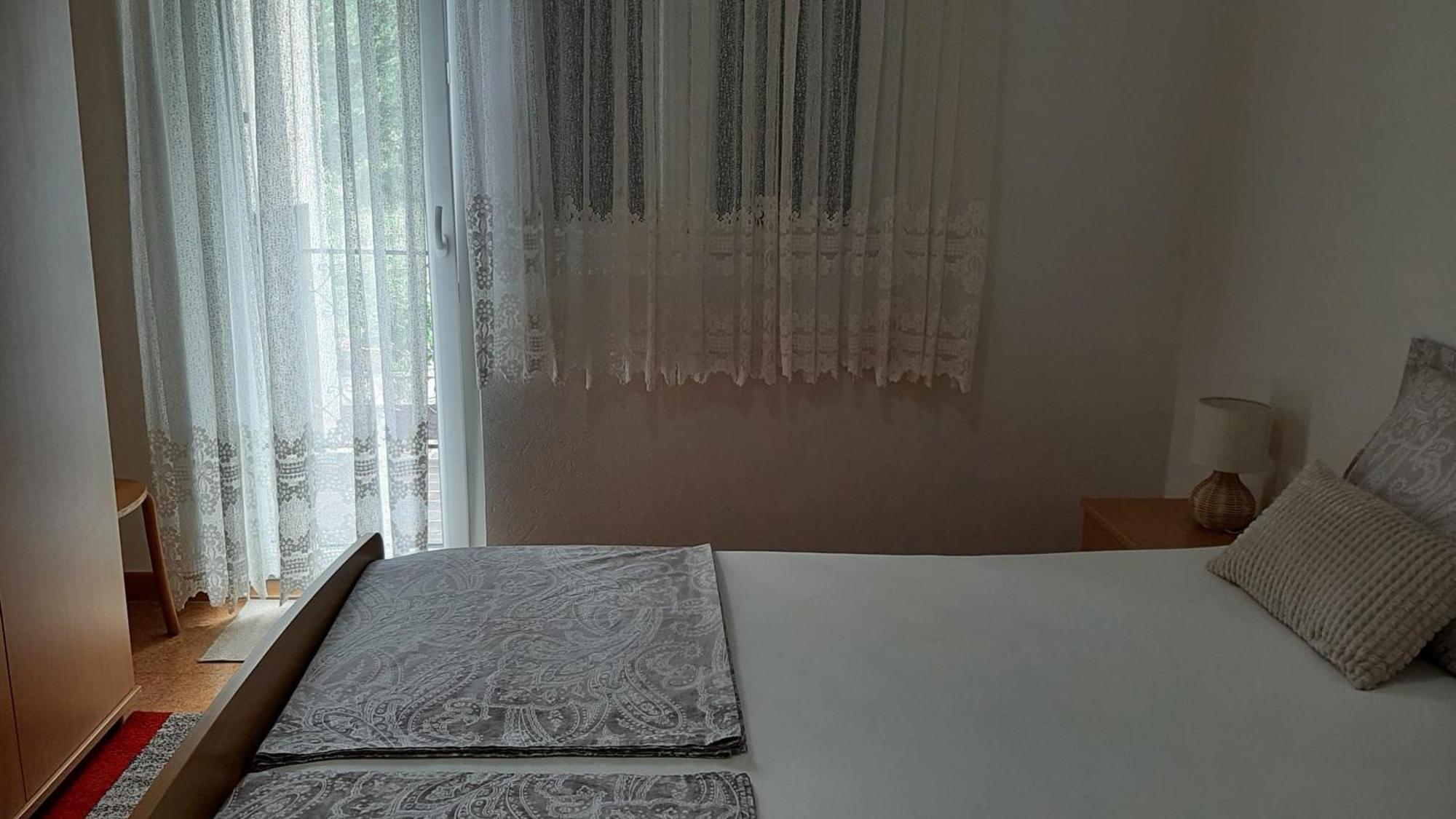 With A Parking Space - 21270 * Makarska